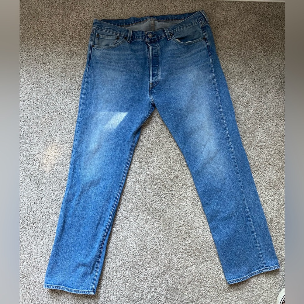Classic Button-Fly Levi’s 501 Men's Jeans